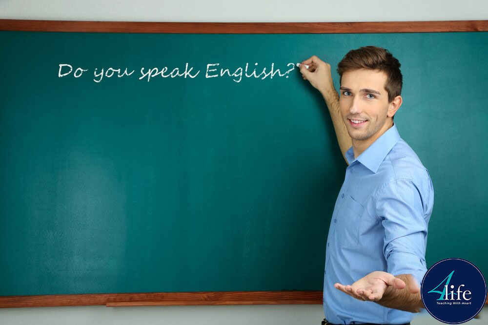 Nên học tiếng Anh để đi du học với giáo viên nước ngoài hay giáo viên người Việt Nam?